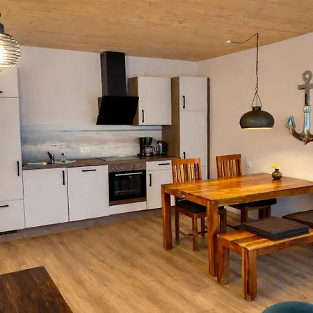 アパート Ankerix & Deichfix ビューズム