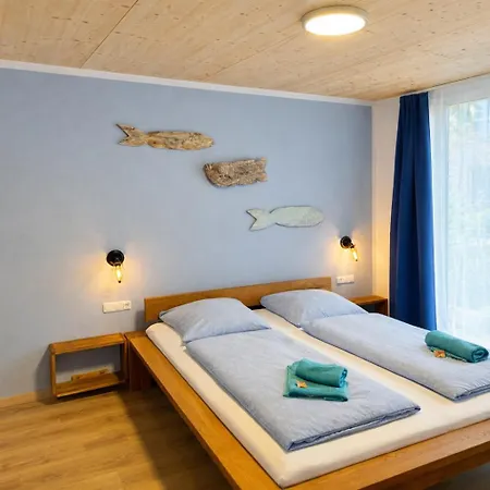 Ankerix & Deichfix アパート ビューズム