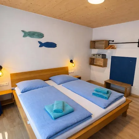 Ankerix & Deichfix アパート ビューズム